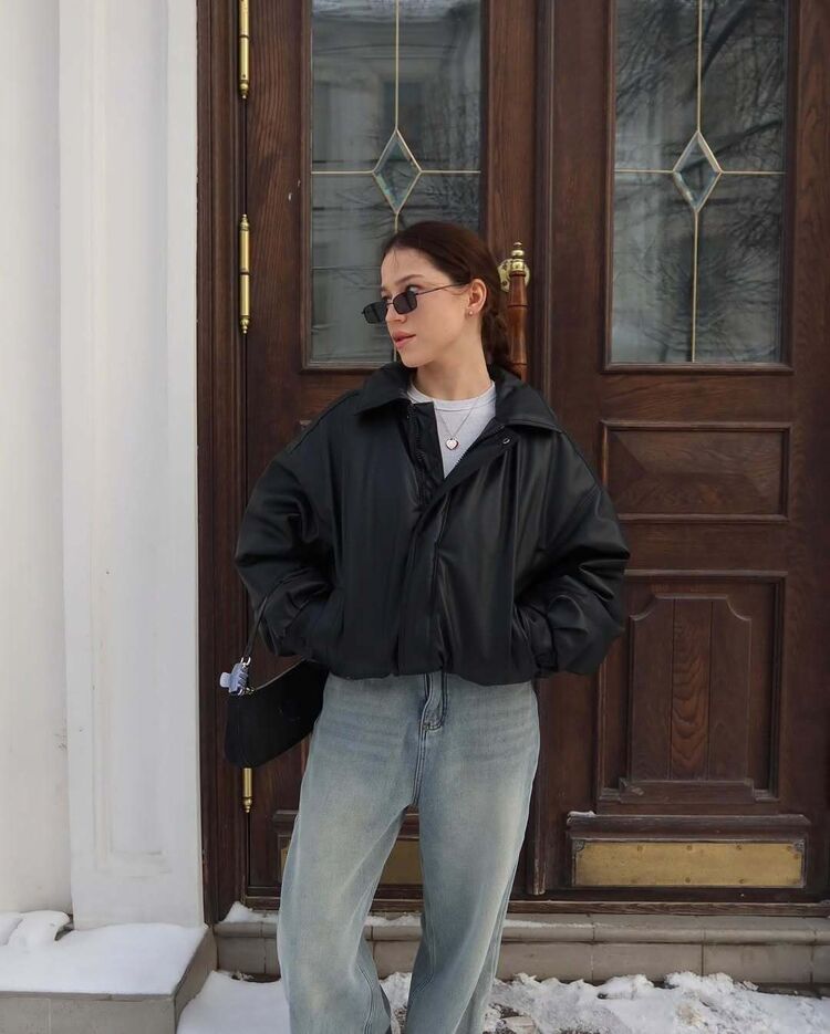   ,   , 27 ,   c 