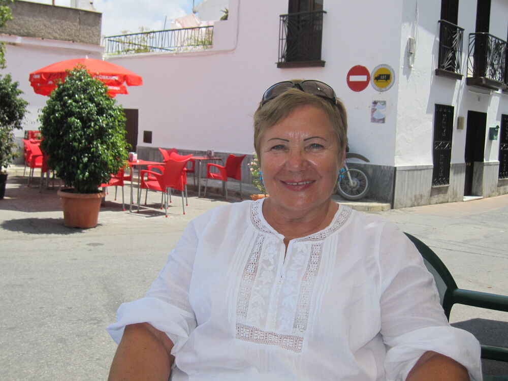  ,   Lyubov, 74 ,   ,   , c 