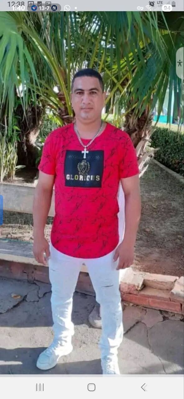  53886629   , 44 ,    
