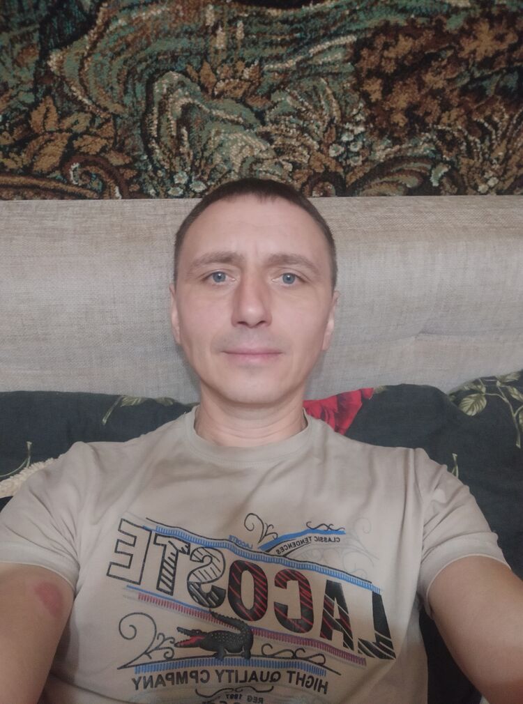  39256249  Sergey, 41 ,    