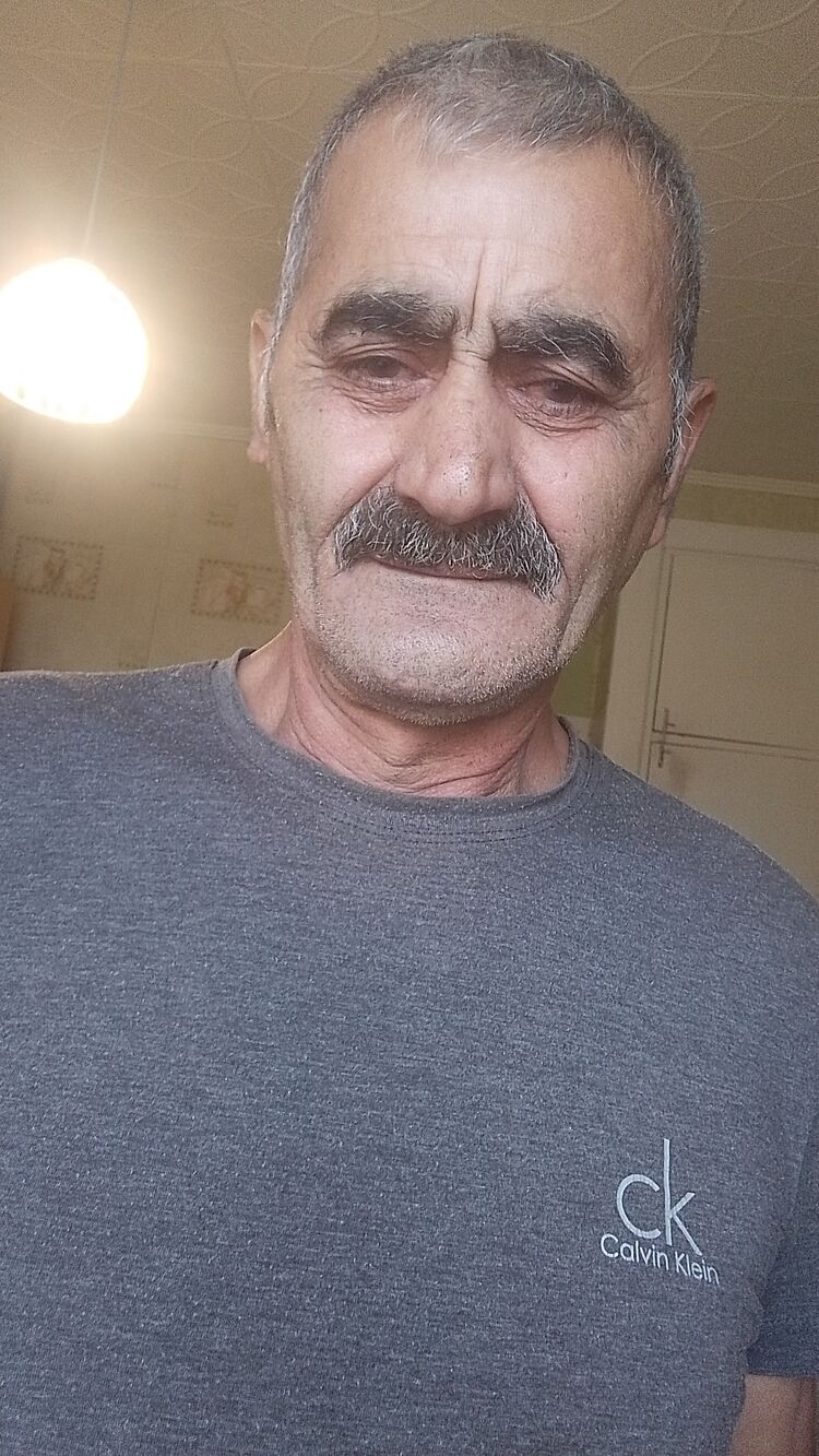  45916389   , 57 ,    