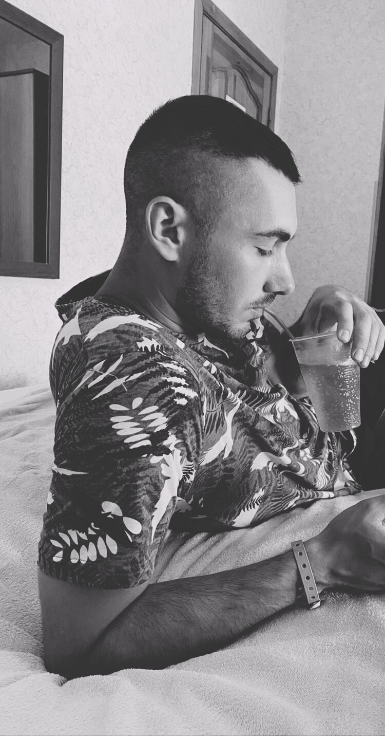  ,   Alexander, 31 ,   ,   , c , 