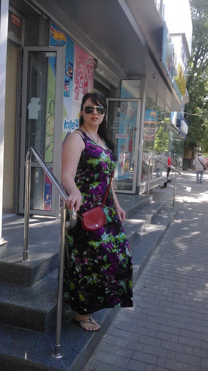  ,   Elena, 47 ,     , c 