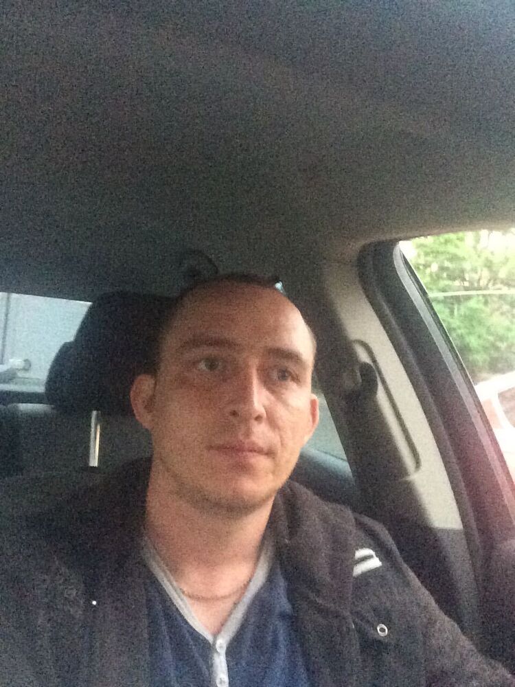  ,   Dmitry, 38 ,   c 