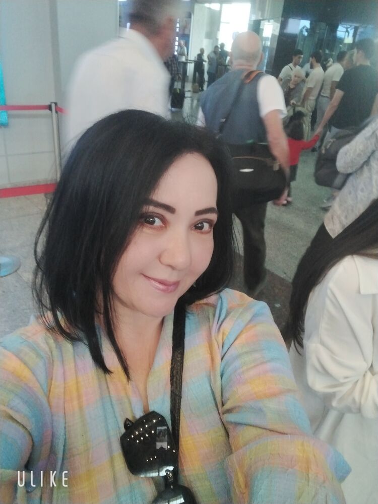  38440079  Jasmin, 44 ,    