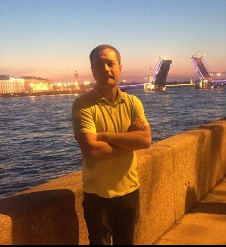  ,   Bogdan, 43 ,     , c 
