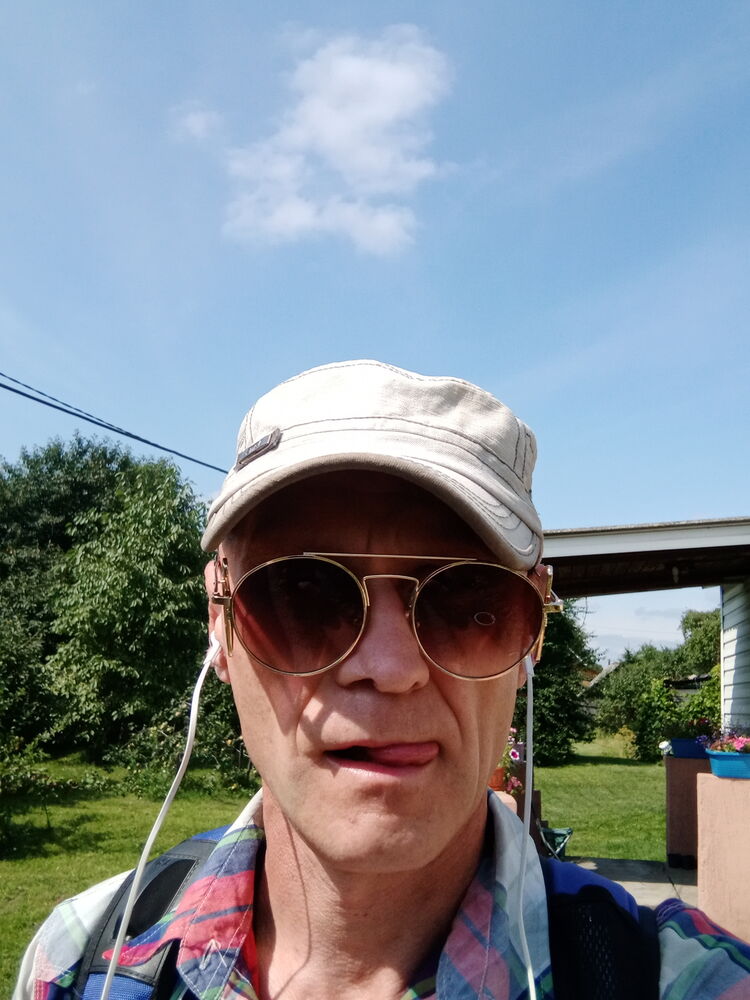  37773109  Valter, 52 ,    