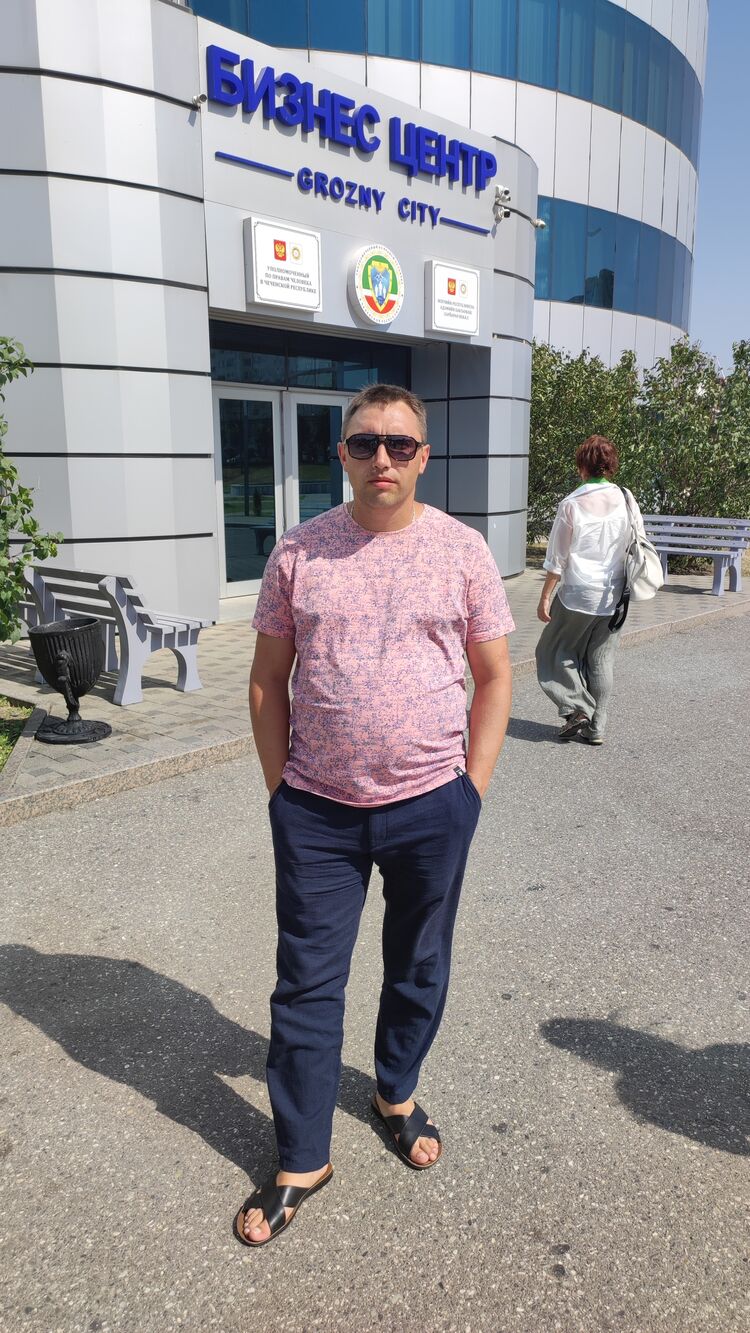  51952059  Sergey, 38 ,    