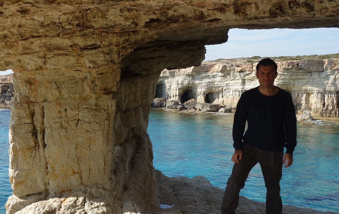  ,   Jonas, 40 ,   ,   , c , 