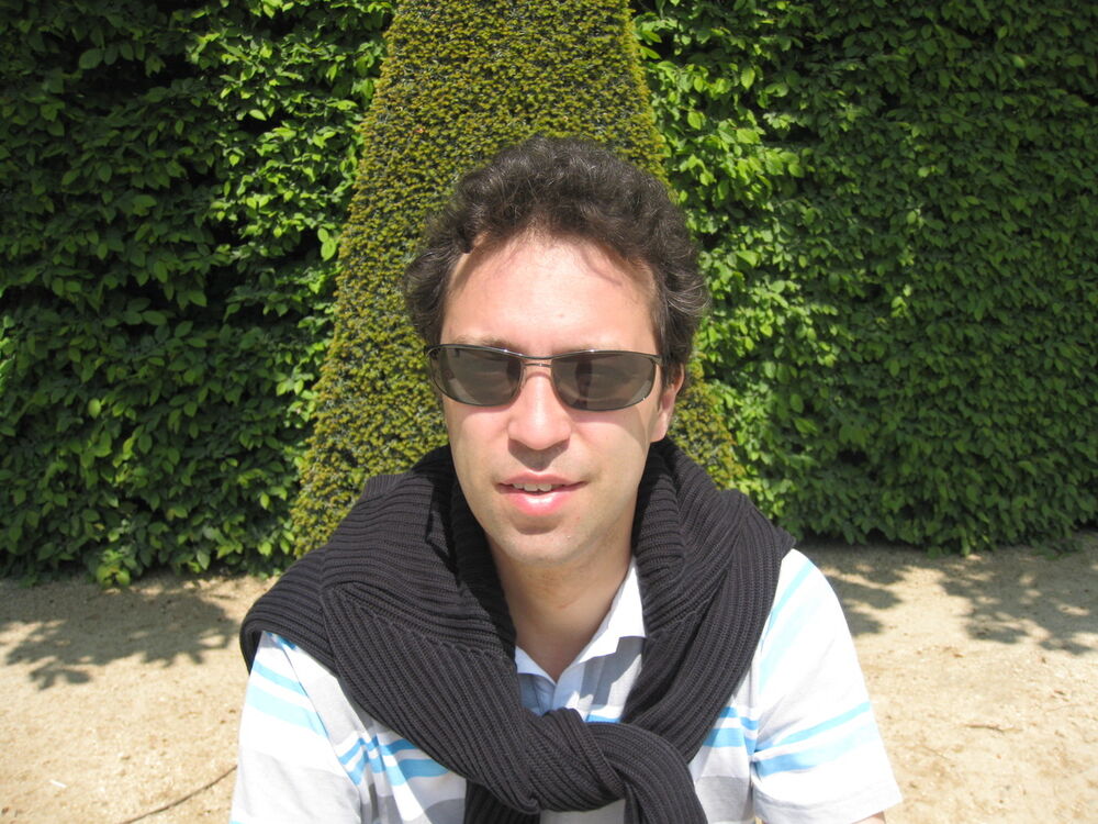  ,   Maxim, 47 ,   ,   , c 