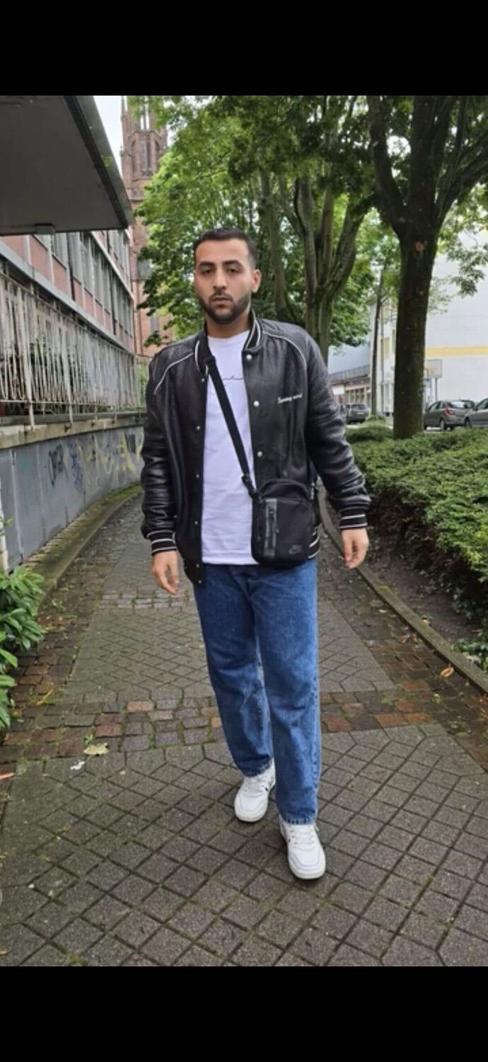 ���� 54929419 ����� Zazo, 25 ���, ���� ���������� � Erfurt