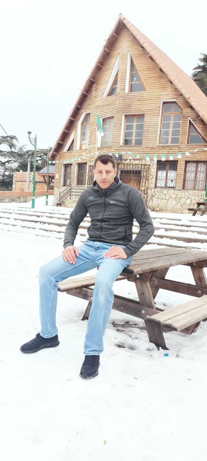 ���� 51141819 ������� Atef, 37 ���, ���� ���������� � Algiers