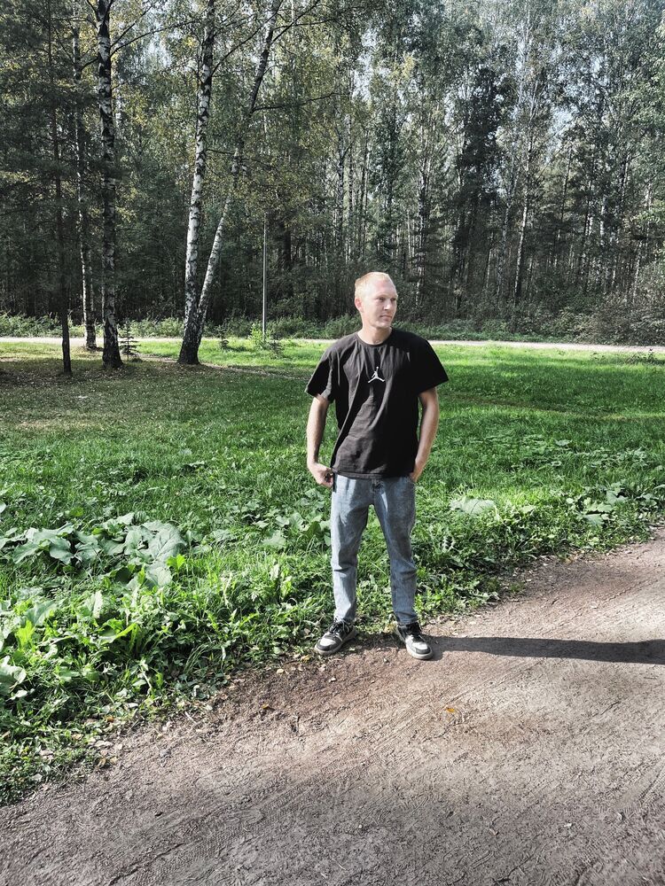  50905309  Vladislav, 26 ,    Deleted