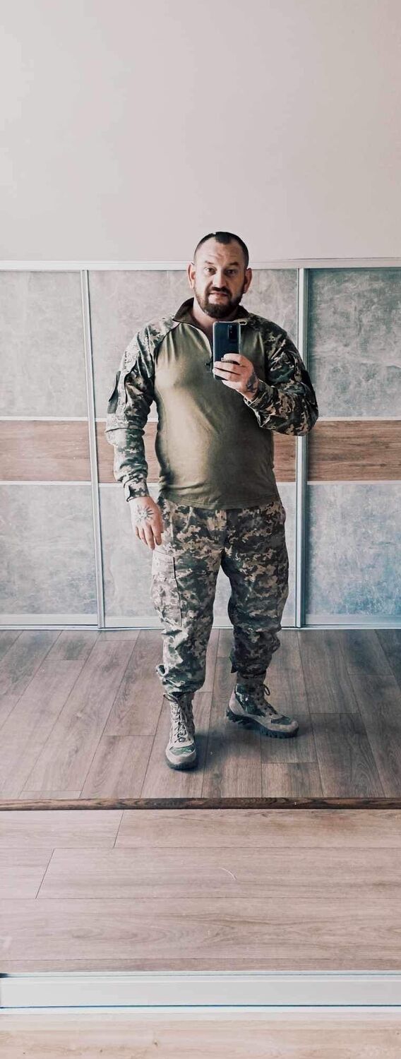  46601869  Oleksandr, 32 ,    