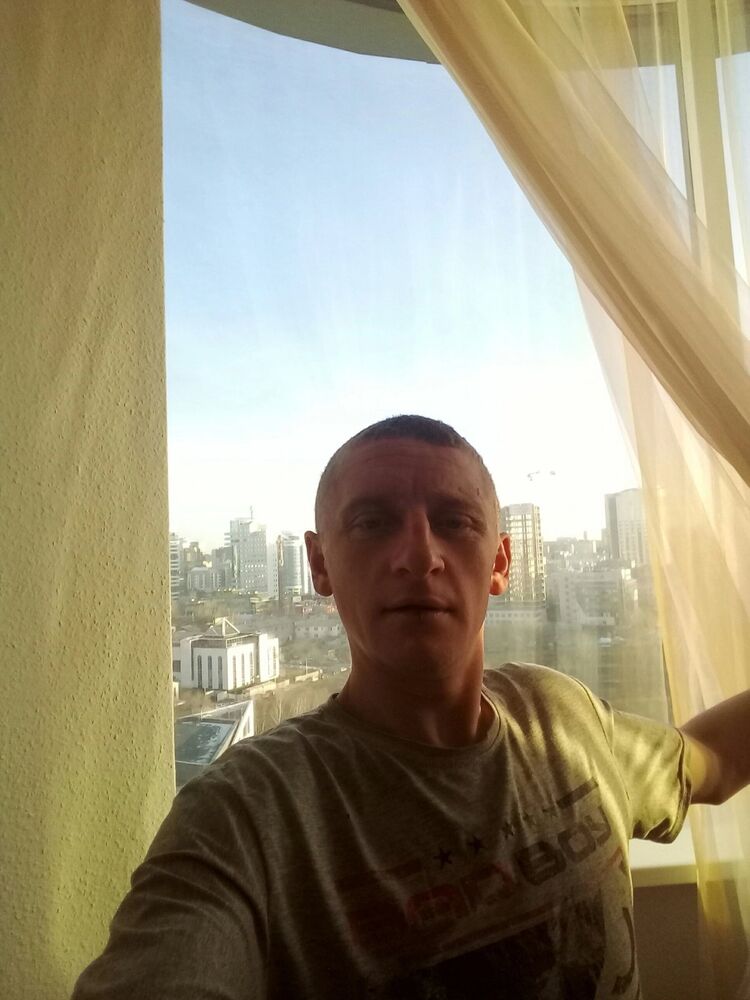  33623799  , 37 ,    