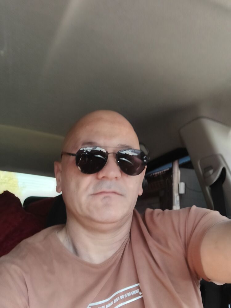  54758629  Hshsv, 51 ,    