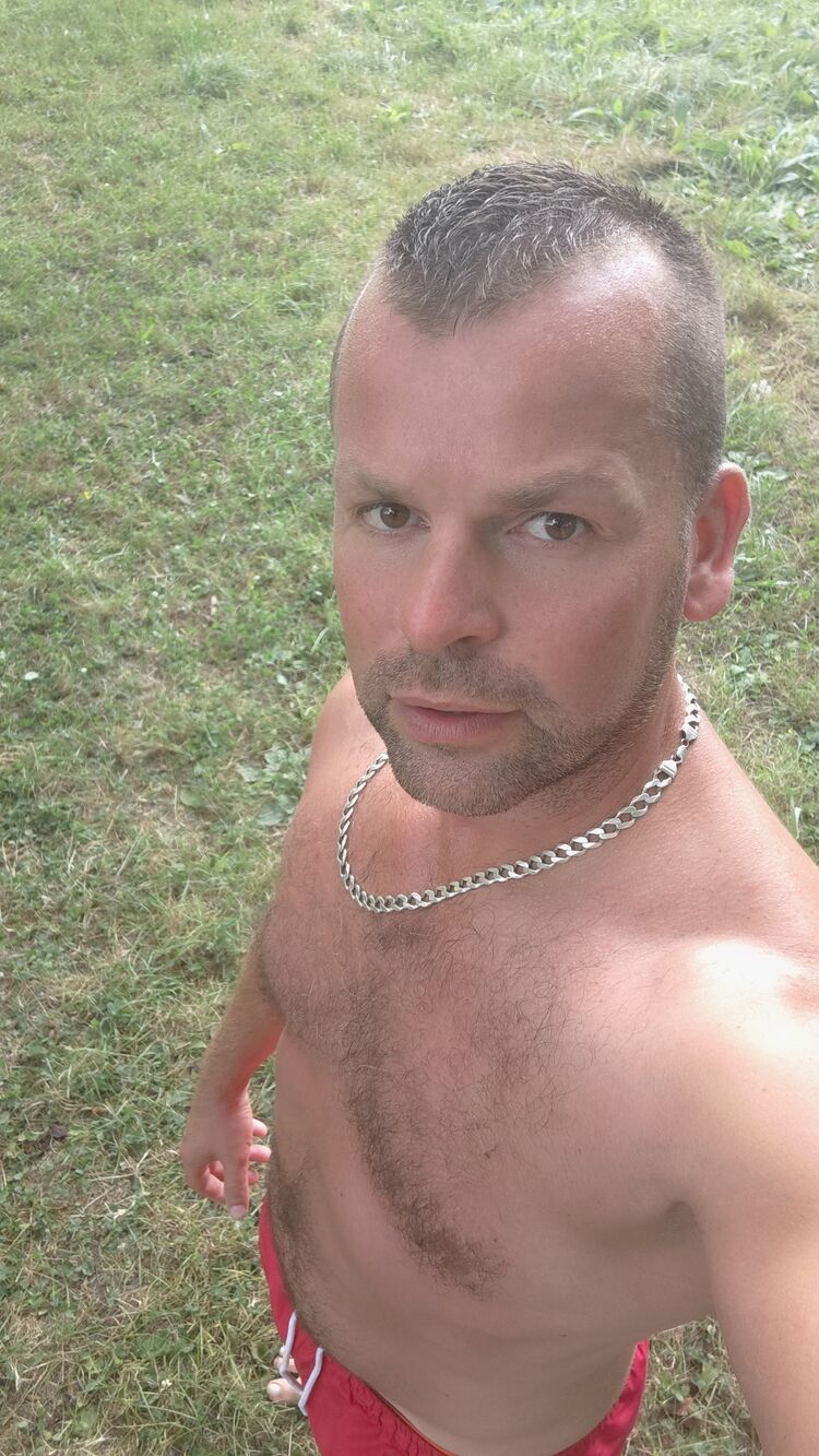  48437959  Vladimir, 38 ,    