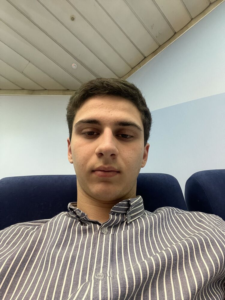  34584869  , 22 ,    