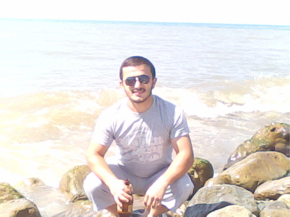  6998159  Bako, 49 ,    