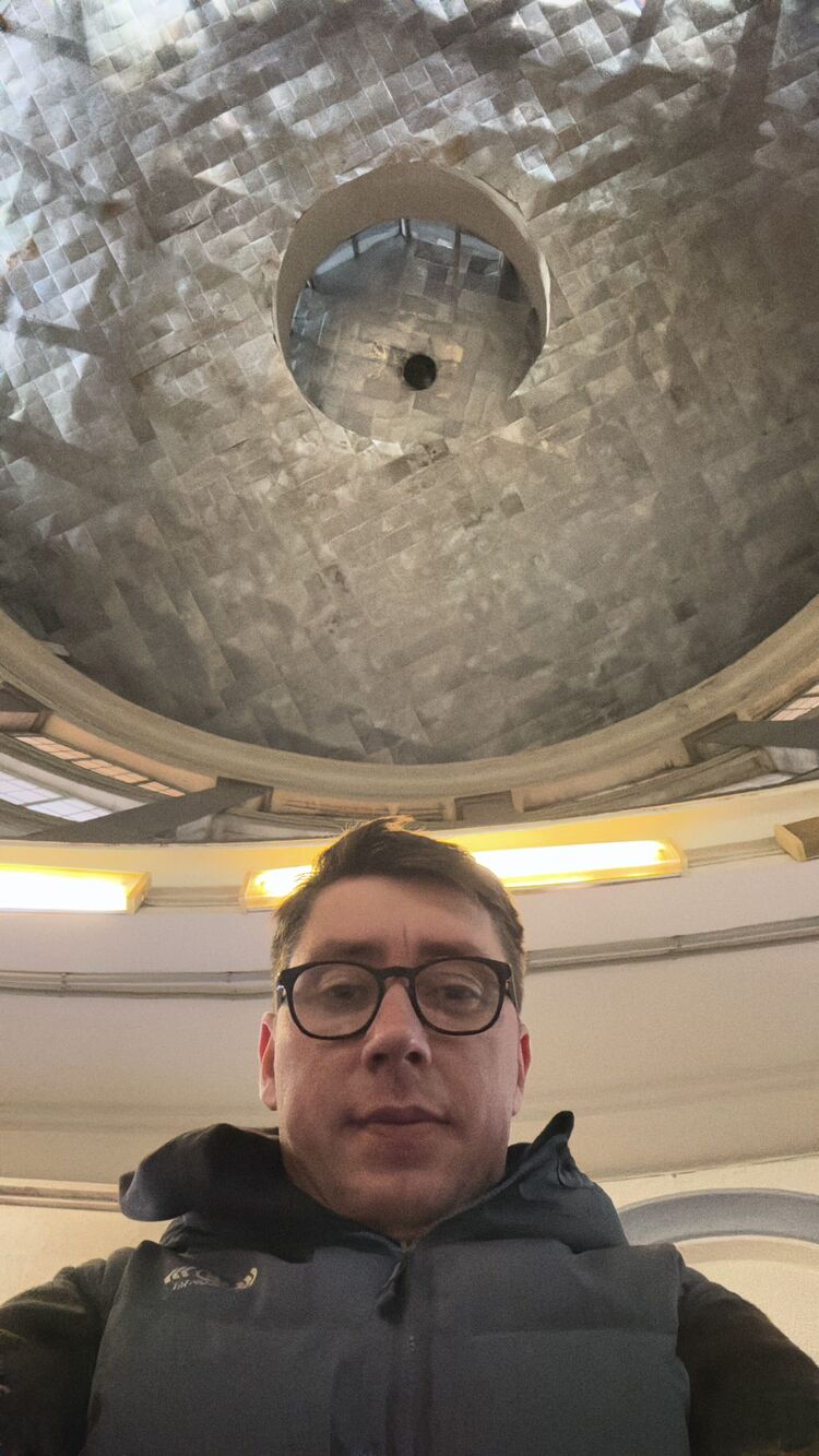  54499949  Antonio, 40 ,    