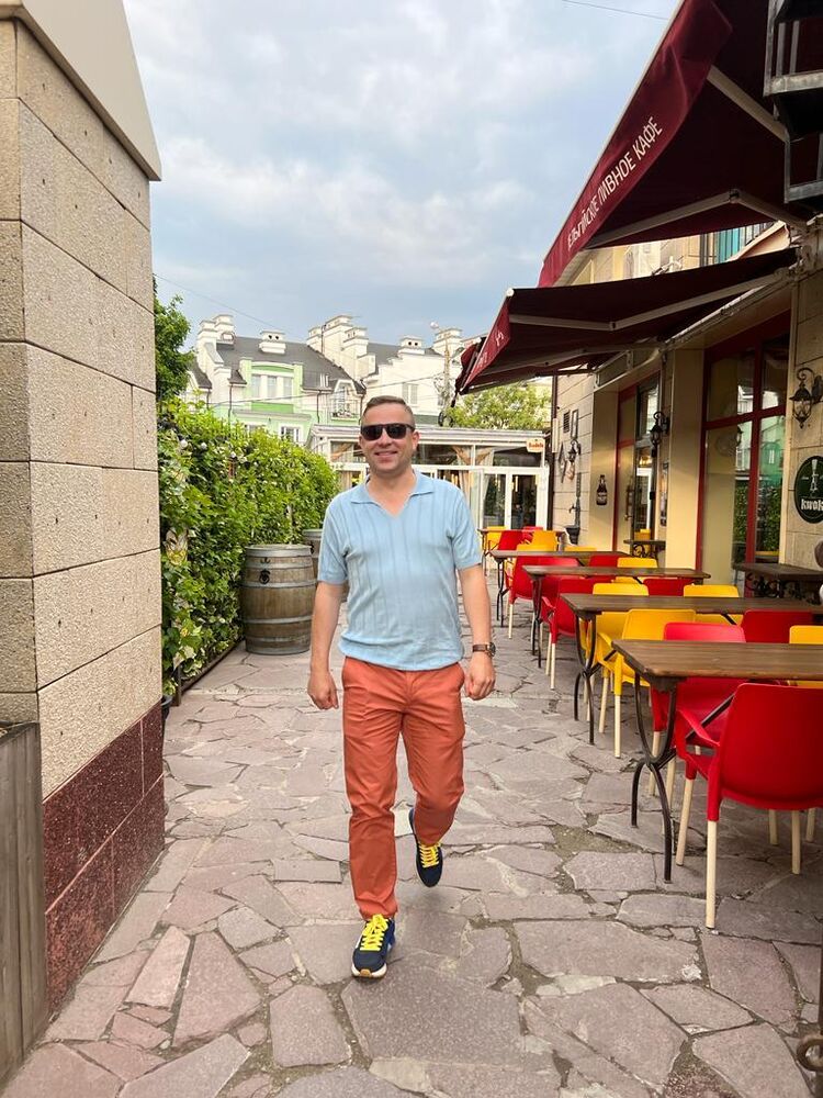  ,   Konstantin, 42 ,   ,   