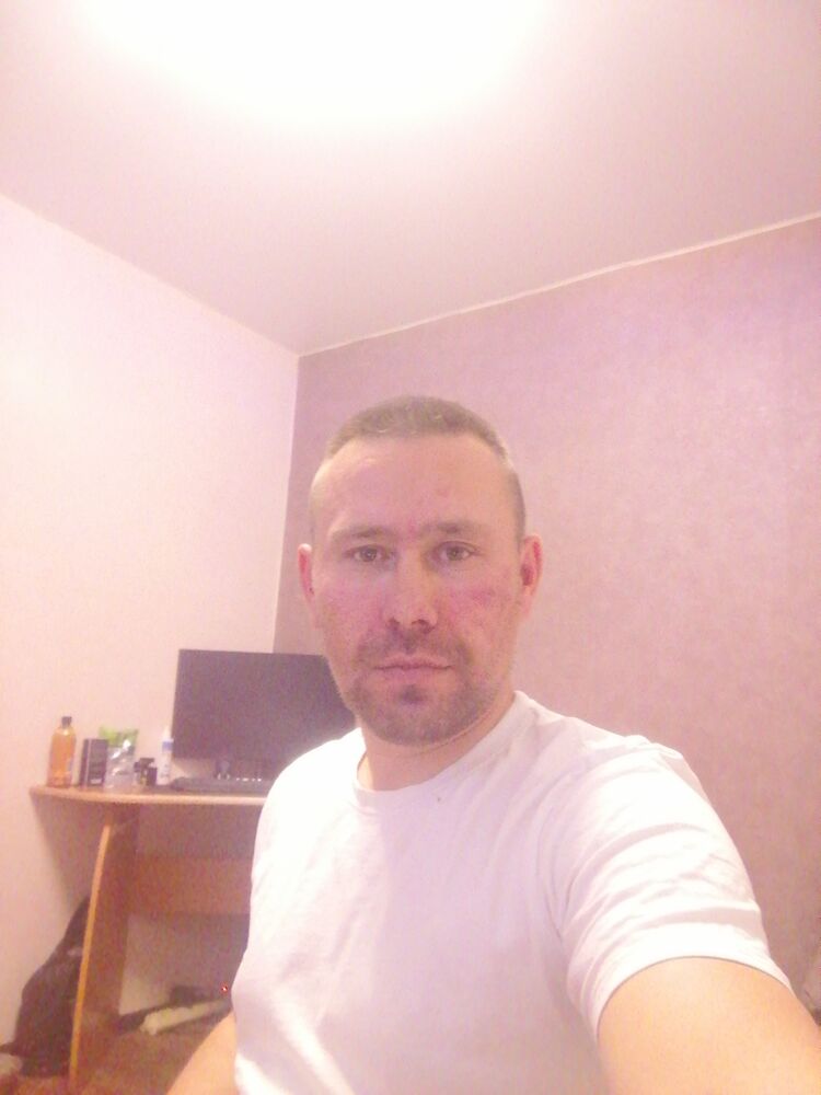  47373989  , 42 ,    