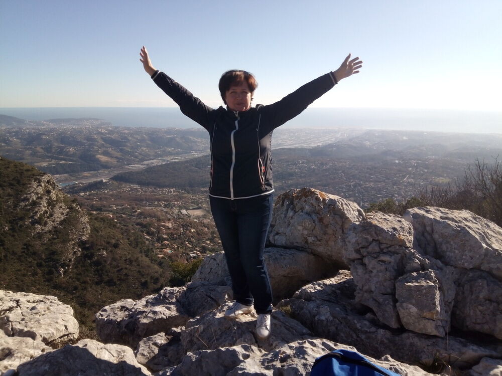  ,   Lili, 53 ,   ,   , c 