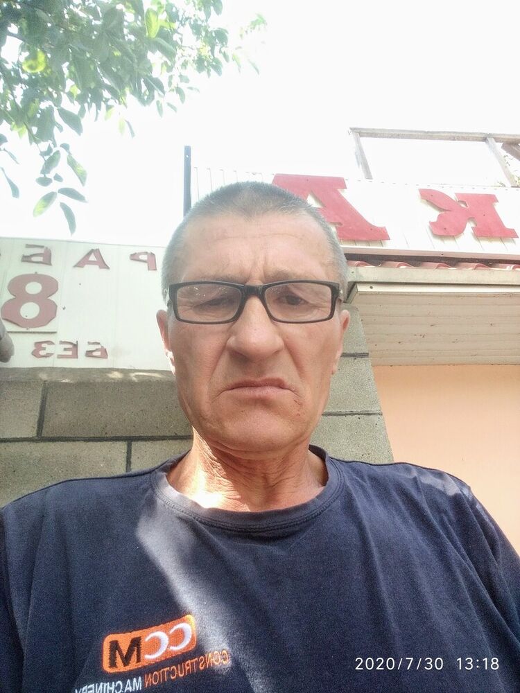  22318179  , 61 ,    