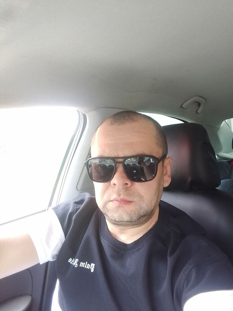  37053089  , 43 ,     