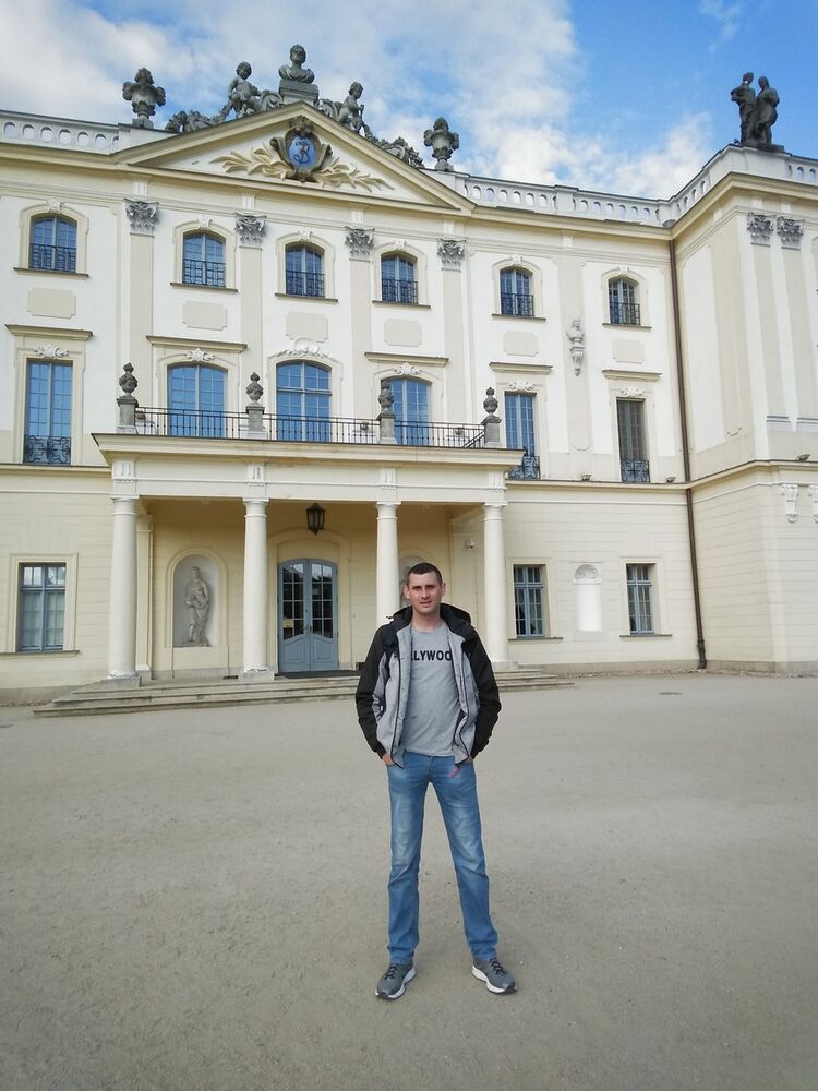  ,   Kent, 36 ,   ,   , c 
