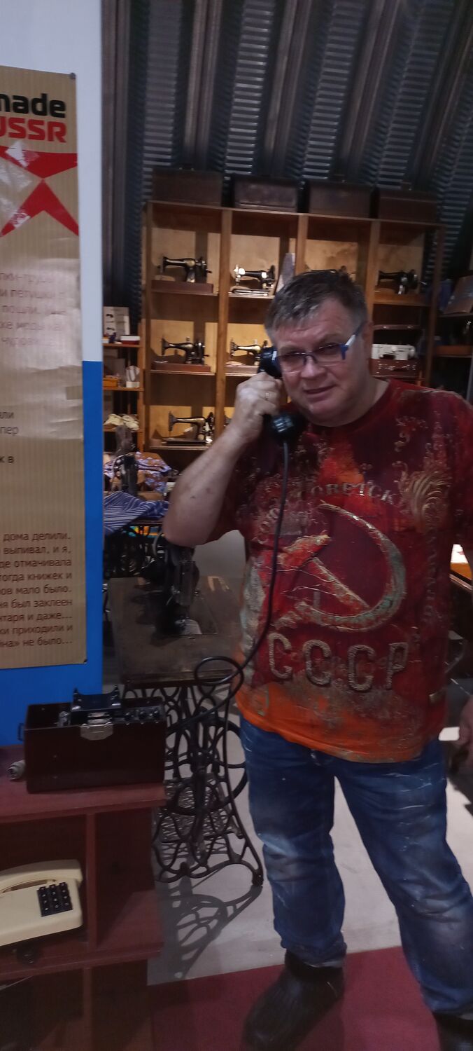  42313329  , 49 ,    