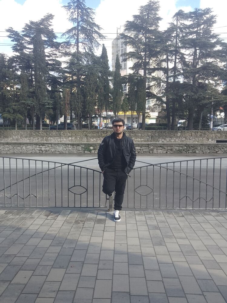  32786739  Kemran, 27 ,    