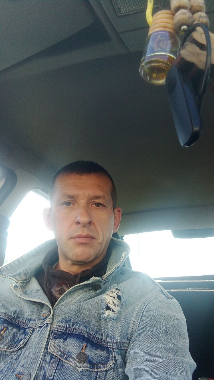  33367959  , 42 ,    