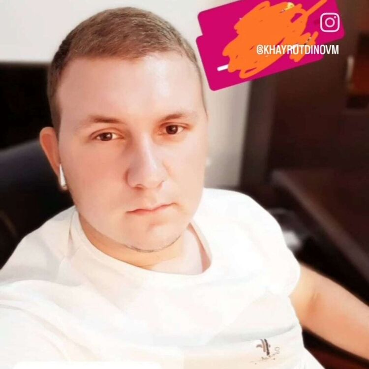  44025869  Marat, 27 ,    