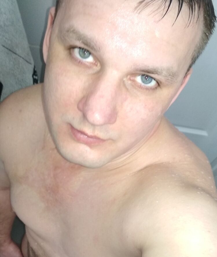  ,   Danipav, 39 ,   , 