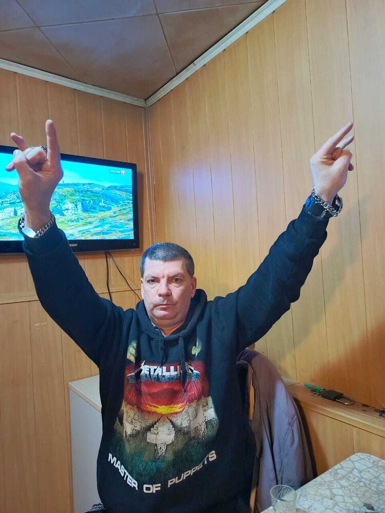  52360079  Alexey, 50 ,    