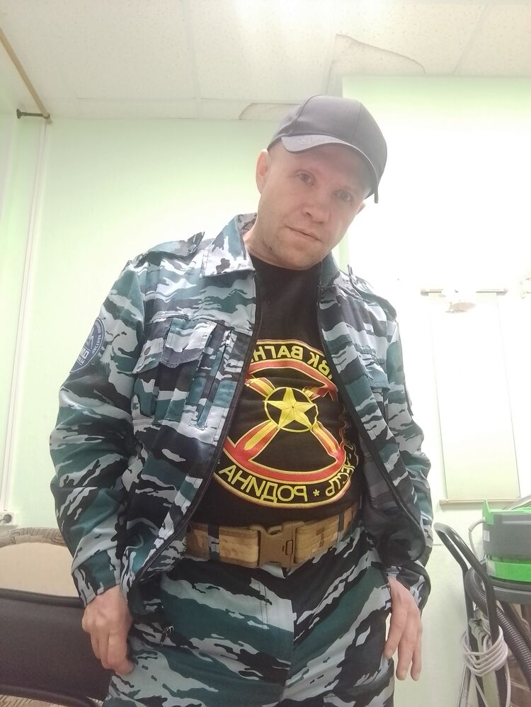  ,   Vladimir, 42 ,     , c 
