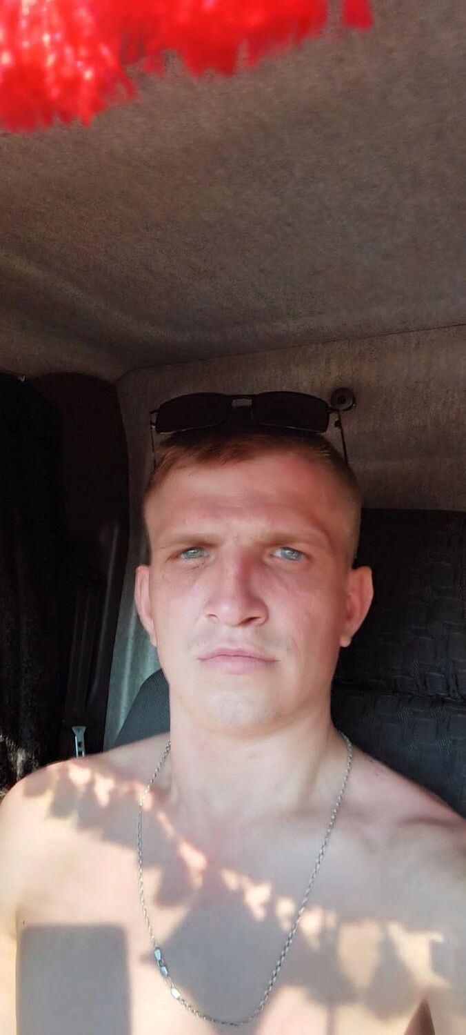  52861379  , 36 ,    