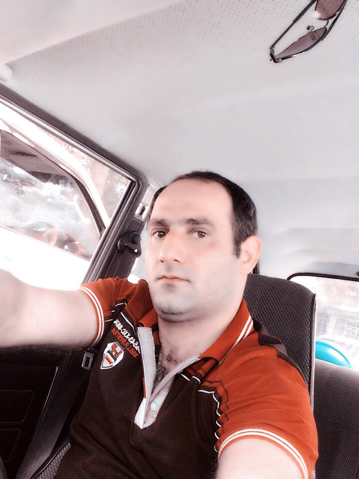 6137259  Teymur, 46 ,    