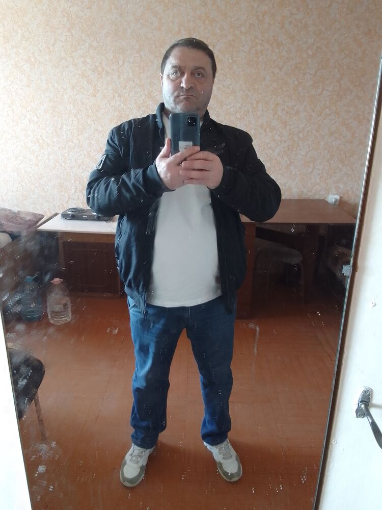  37986279  , 58 ,    