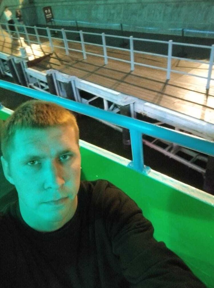  53321439  Maksim, 22 ,    