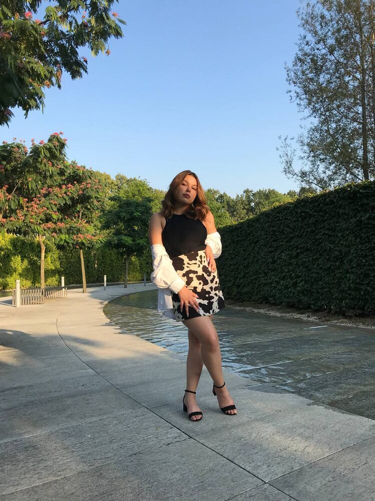  ,   Anna, 22 ,   ,   , 