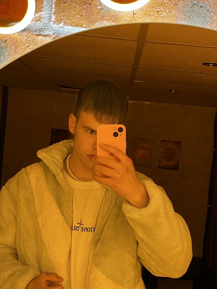  38387559  , 19 ,    
