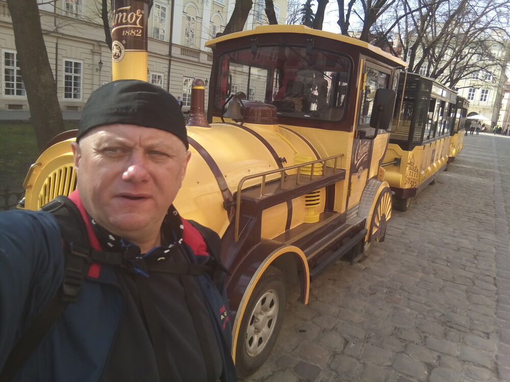  ,   Alexandr, 56 ,   