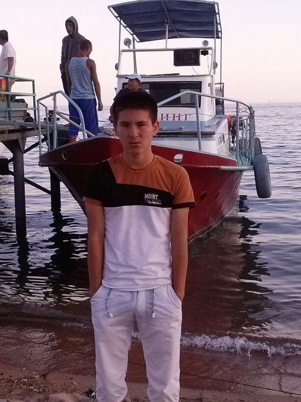  ,   , 28 ,   ,   , c 