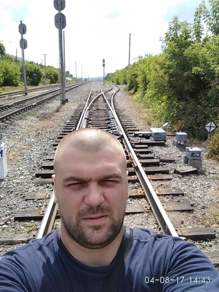  45838919  , 42 ,    