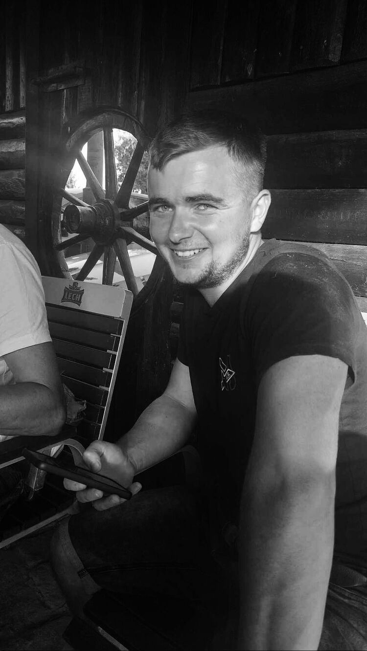  ,   Petro, 26 ,   ,   