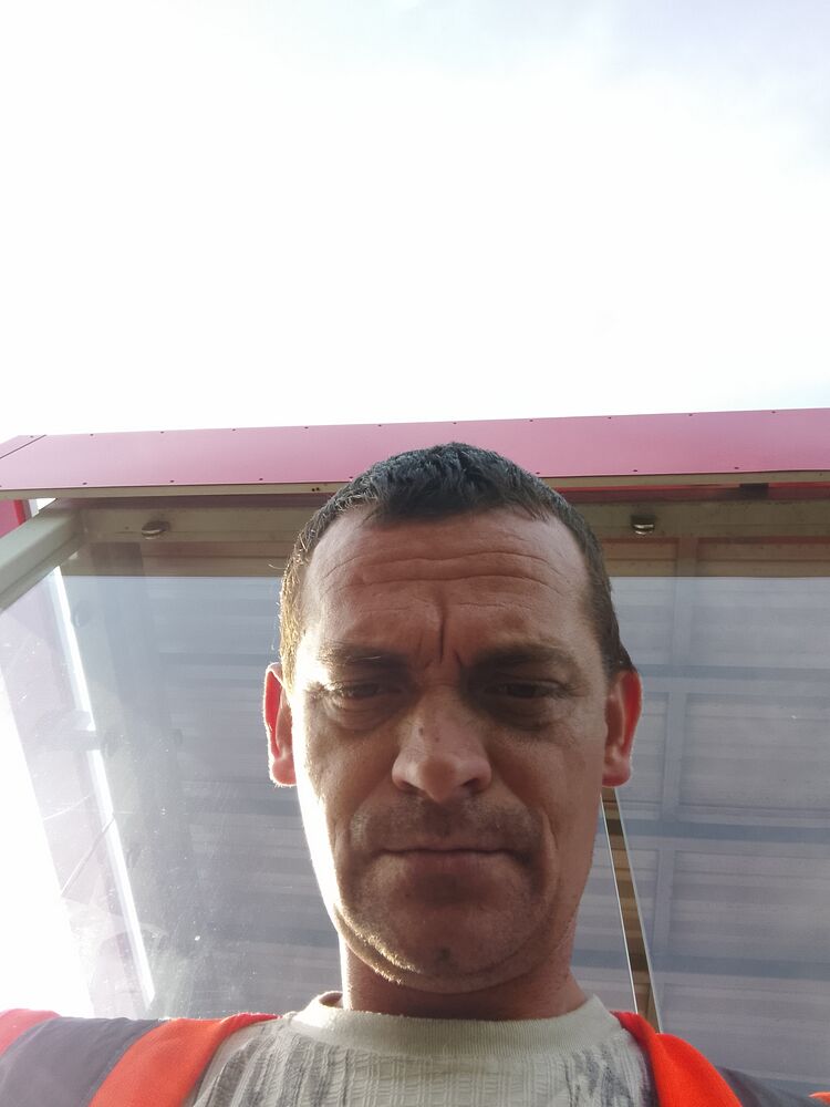  45633779  , 43 ,    