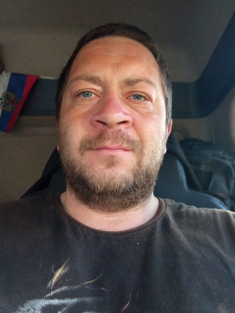  52871029  , 40 ,    