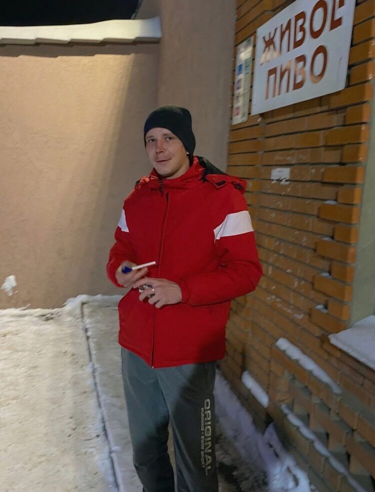  25384869  , 28 ,    